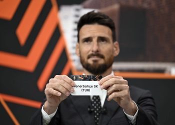 Fenerbahçe'nin rakibi RSC Anderlecht oldu