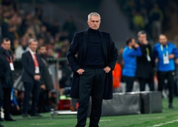 Fenerbahçe Teknik Direktörü Jose Mourinho