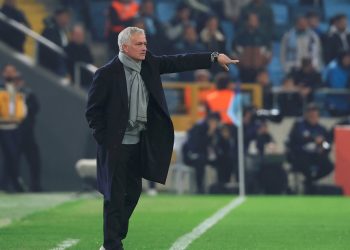 Fenerbahçe Teknik Direktörü Jose Mourinho