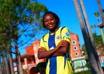 Azumah Bugre Fenerbahçe Opet'te