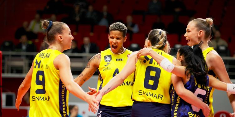 Fenerbahçe Kadın Voleybol Takımı