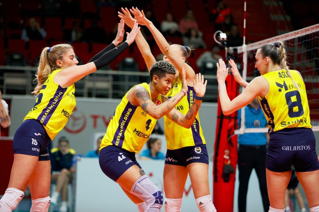 Fenerbahçe Kadın Voleybol Takımı