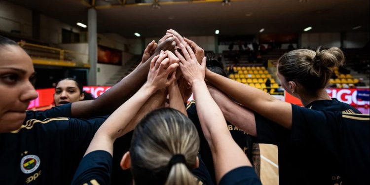 Fenerbahçe Kadın Basketbol Takımım