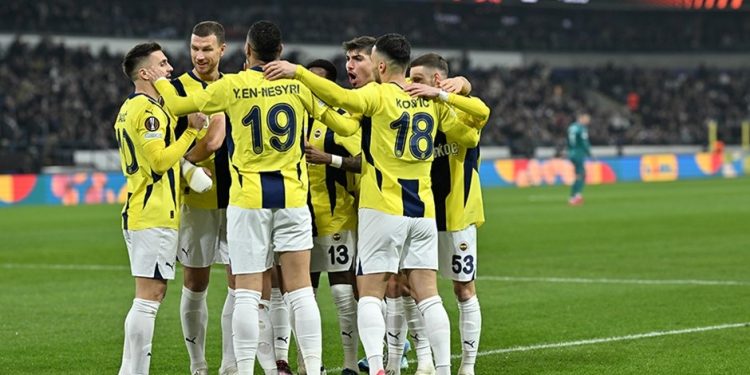 Fenerbahçe Futbol Takımı