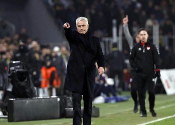 Fenerbahçe Teknik Direktörü Jose Mourinho