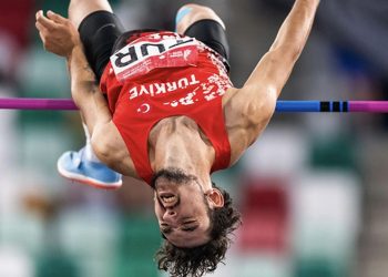 Fenerbahçeli milli atletimiz Alperen Acet