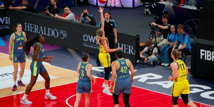 Fenerbahçe Opet - ZVVZ USK Prag