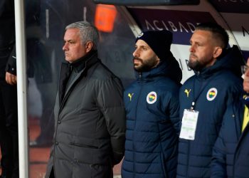 Fenerbahçe Teknik Direktörü Jose Mourinho