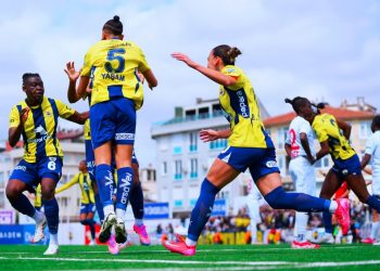 Fenerbahçe Kadın Futbol Takımı