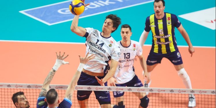 Fenerbahçe Medicana - Arkas Spor