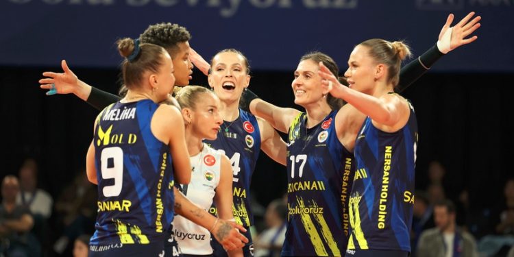 Fenerbahçe Kadın Voleybol Takımı