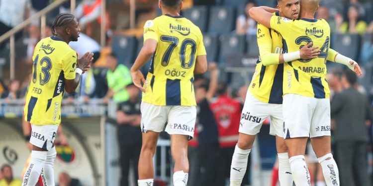 Fenerbahçe Futbol Takımı