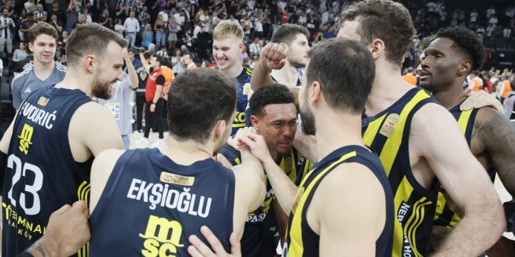Fenerbahçe Erkek Basketbol Takımı