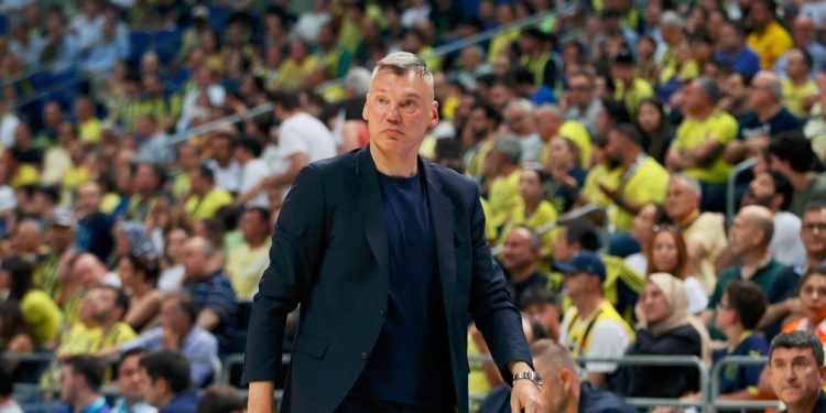 Fenerbahçe Erkek Basketbol Takımı Başantrenörü Sarunas Jasikevicius