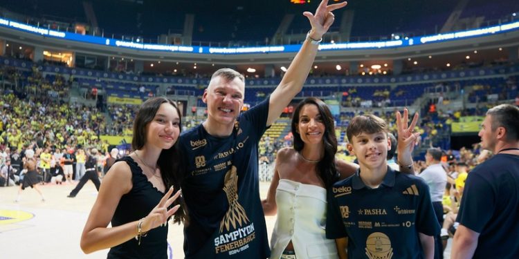 Fenerbahçe Erkek Basketbol Takımı Başantrenörü Sarunas Jasikevicius