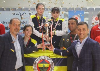 Türkiye Kupası’nda Kadın Takımımız şampiyon, Erkek Takımımız ise ikinci oldu