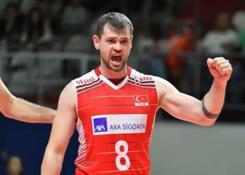 Burutay Subaşı Fenerbahçe Medicana'da