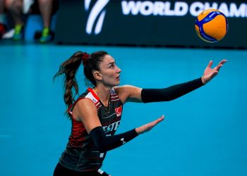 Hande Baladın Fenerbahçe Medicana'da