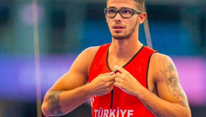 Fenerbahçeli milli atletimiz Ersu Şaşma