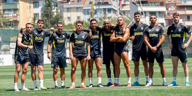 Fenerbahçe'de yeni sezon hazırlıkları başladı