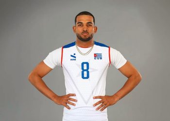 Julio Alberto Gómez Gálvez Fenerbahçe Medicana'da