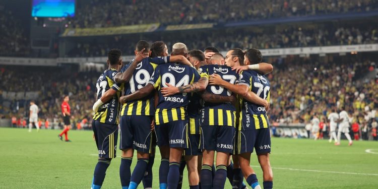 Fenerbahçe Futbol Takımı