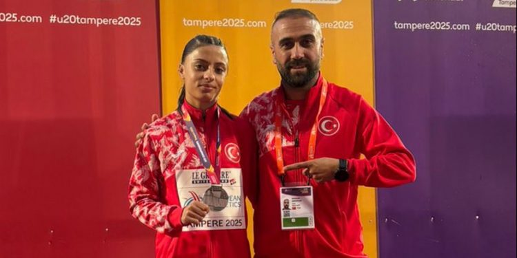 Fenerbahçeli milli atlet Edibe Yağız Avrupa