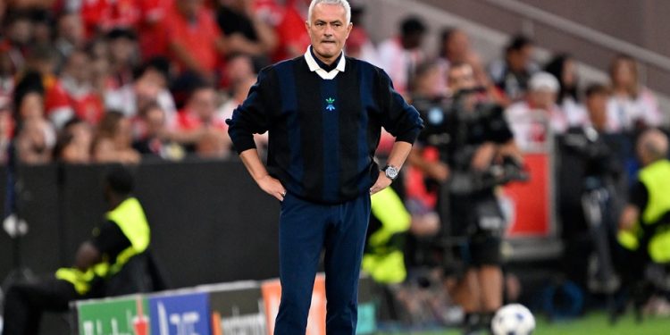 Fenerbahçe'de Jose Mourinho dönemi sona erdi