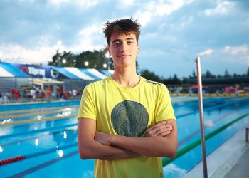 Fenerbahçeli milli yüzücü Kuzey Tunçelli