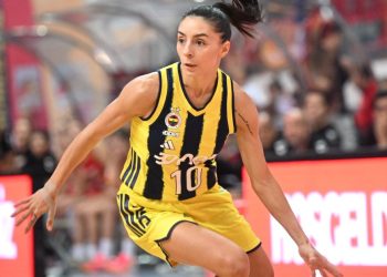 19. Erciyes Cup Hazırlık Turnuvası: Emlak Konut 72-53 Fenerbahçe Opet