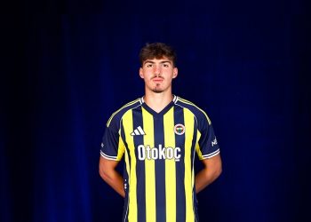 Yusuf Akçiçek Al Hilal'e transfer oldu