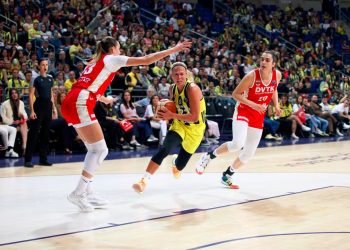 Fenerbahçe Opet - DVTK Huntherm