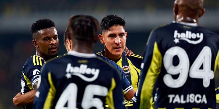 Fenerbahçe Futbol Takımı