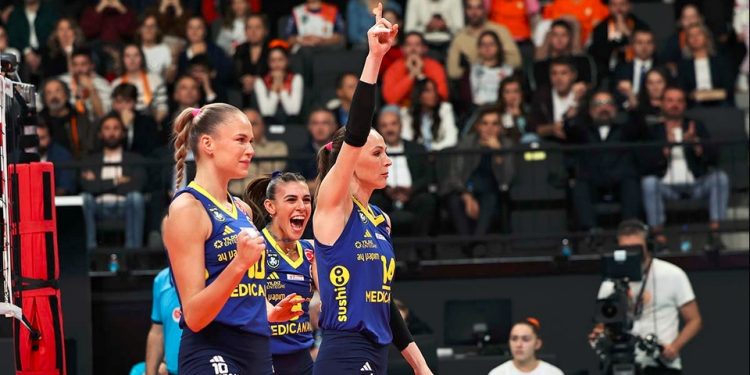 Fenerbahçe Kadın Voleybol Takımı
