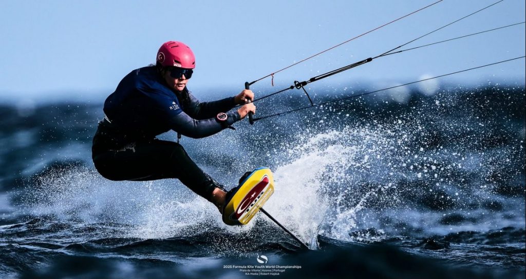 Fenerbahçeli milli yelkenci Derin Atakan