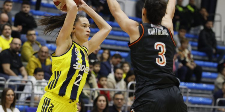 Fenerbahçe Opet 90-81 Çimsa ÇBK Mersin