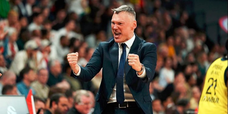 Fenerbahçe Erkek BasAketbol Takımı Başantrenörü Sarunas Jasikevicius