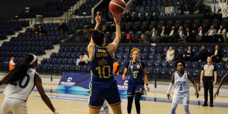 Emlak Konut - Fenerbahçe Opet