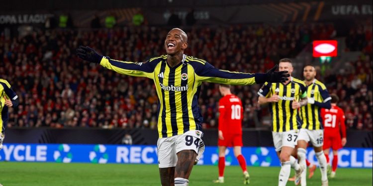 Fenerbahçe Futbol Takımı