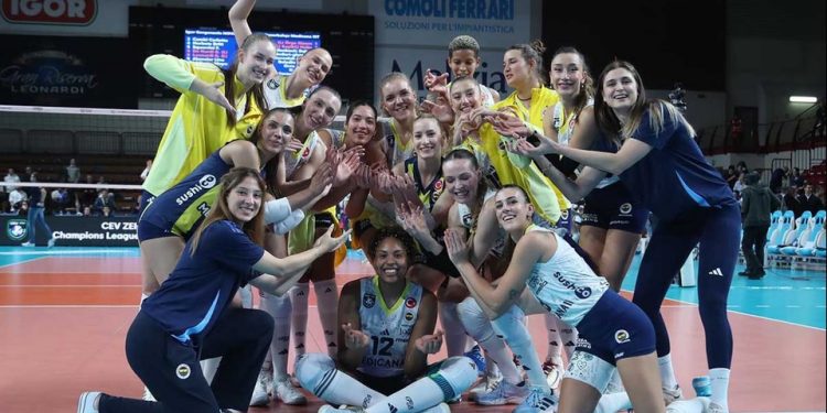 Fenerbahçe Kadın Futbol Takımı