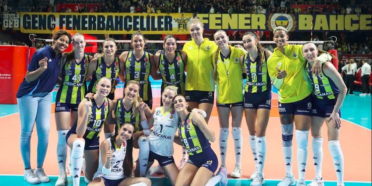 Fenerbahçe Kadın Voleybol Takımı