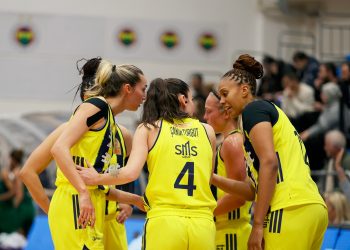 Fenerbahçe Kadın Basketbol Takımı