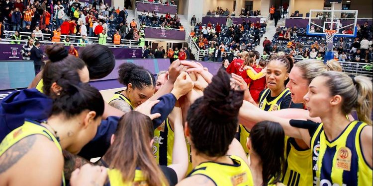 Fenerbahçe Kadın Basketbol Takımı