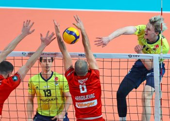 Fenerbahçe Medicana - Radnički Kragujevac