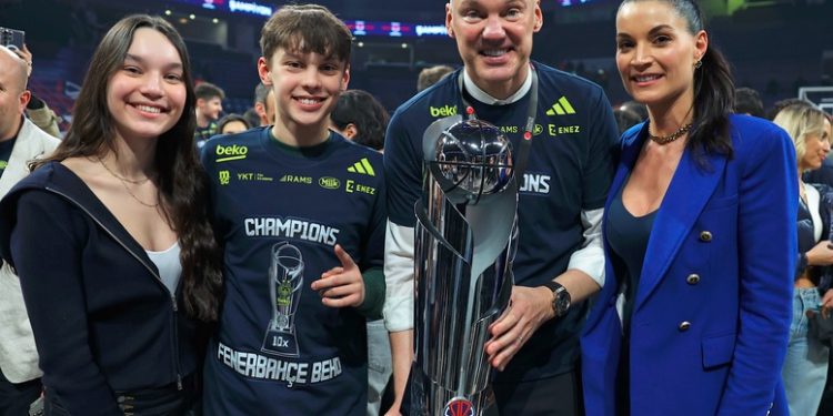 Fenerbahçe Erkek Basketbol Takımı Başantrenörü Sarunas Jasikevicius