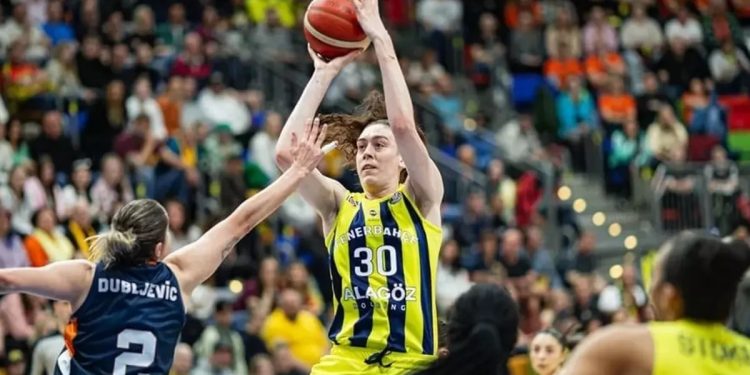 Breanna Stewart yeniden Fenerbahçe Opet’te