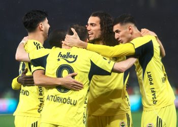 Fenerbahçe Futbol Takımı