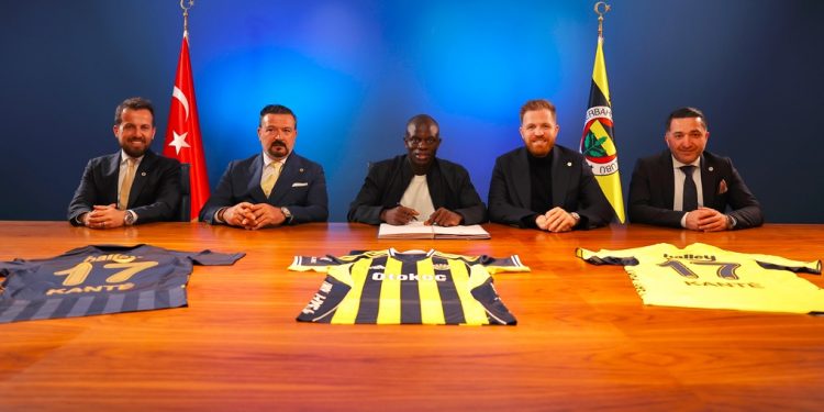 N'Golo Kanté Fenerbahçe'de