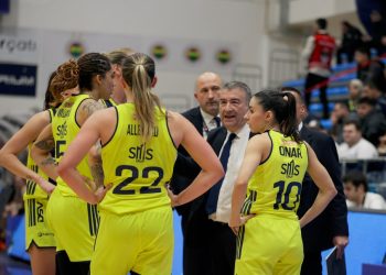 Fenerbahçe Kadın Basketbol Takımı