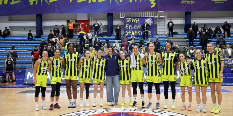 Fenerbahçe Kadın Basketbol Takımı